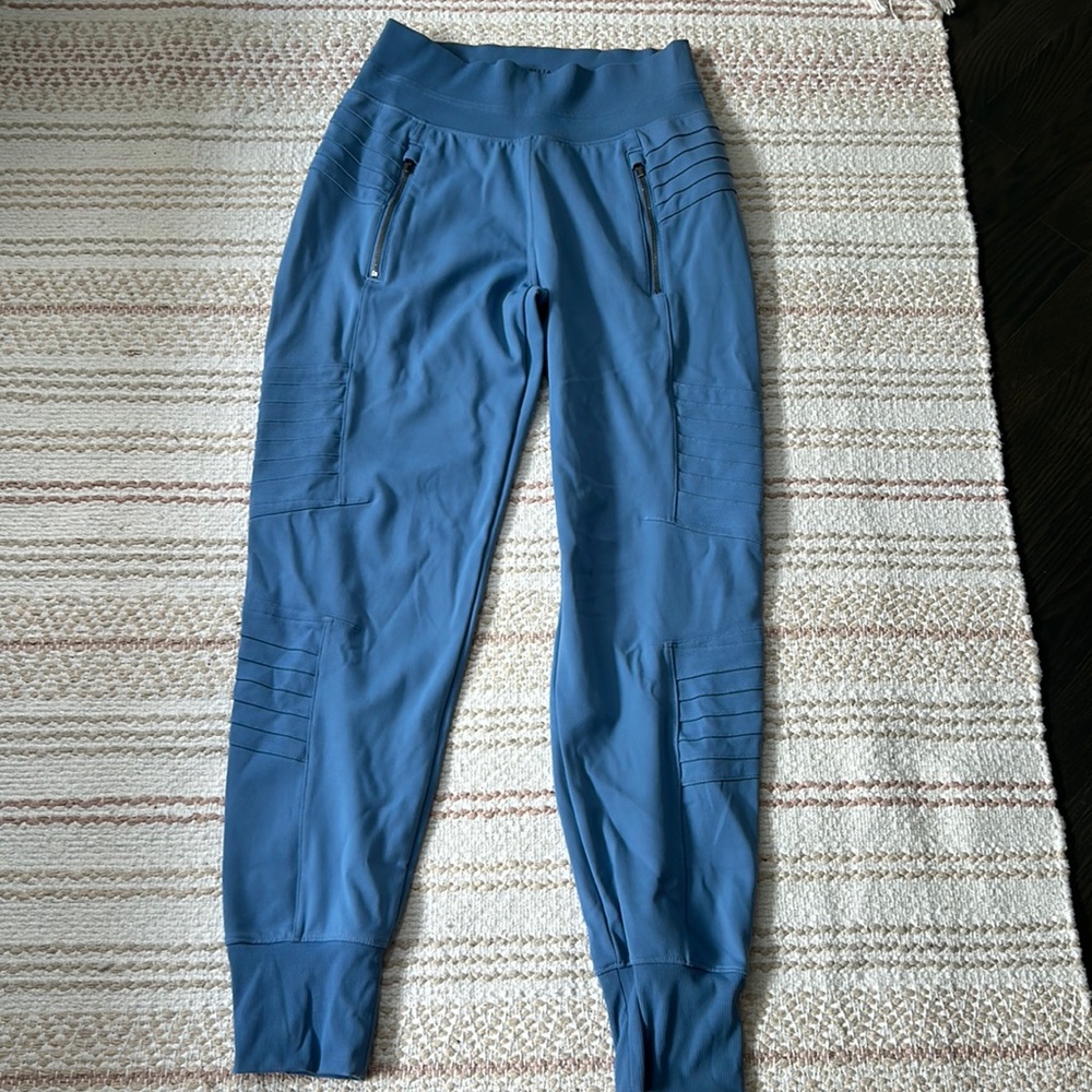 athleta jogger pants